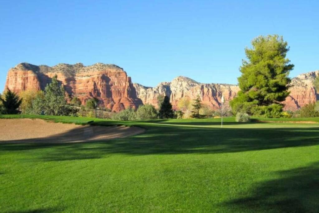 Stylish Townhome On Golf Course Red Rock View Sedona Exterior foto